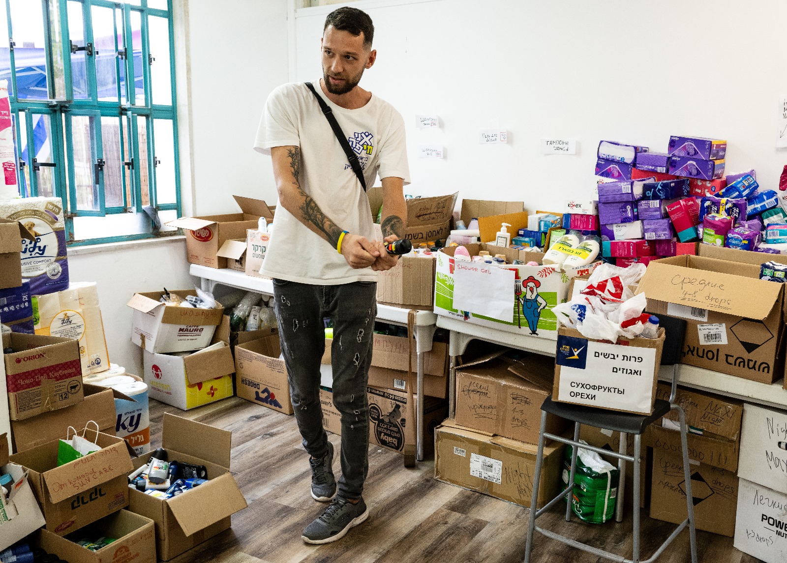 70,000 Soldiers, Hundreds of Volunteers, and One Community: How Young People for Haifa Acted During the “Iron Swords” War - Image 4