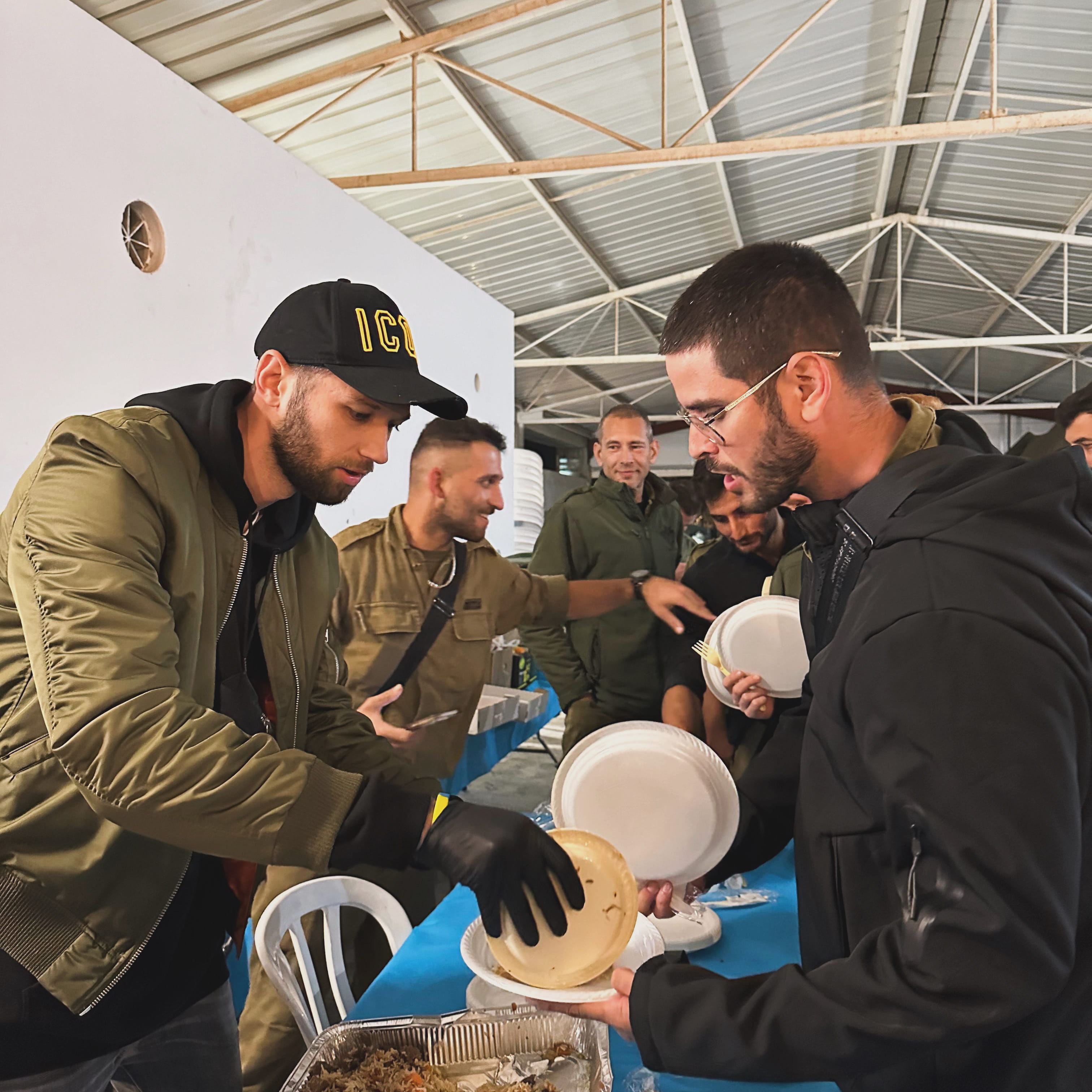70,000 Soldiers, Hundreds of Volunteers, and One Community: How Young People for Haifa Acted During the “Iron Swords” War - Image 5